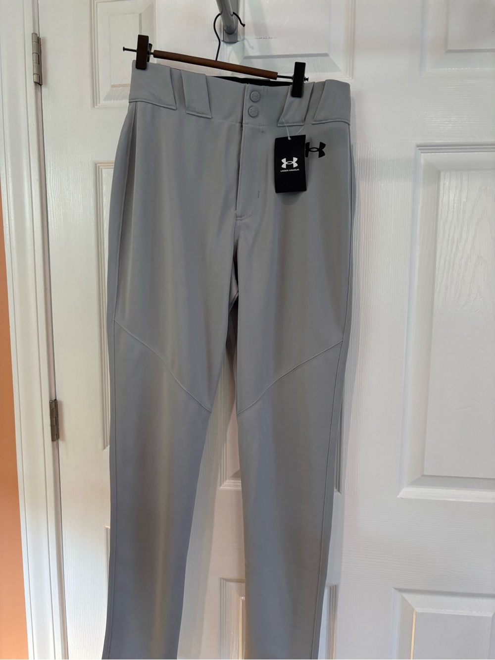 Under Armour Men’s Light Gray Athletic Jogger Pants